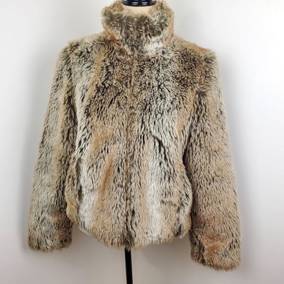 le chateau Jackets & Blazers - Le Château faux fur coat size medium m